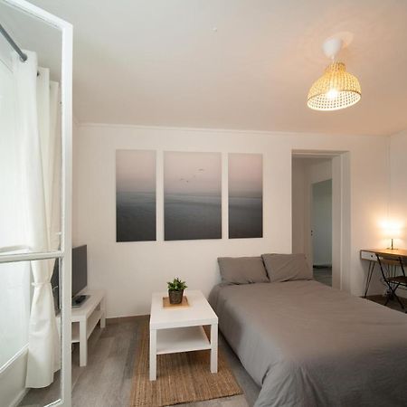 Appartement Tout Equipe Parking Balcon 2 Chambres Марсель Екстер'єр фото