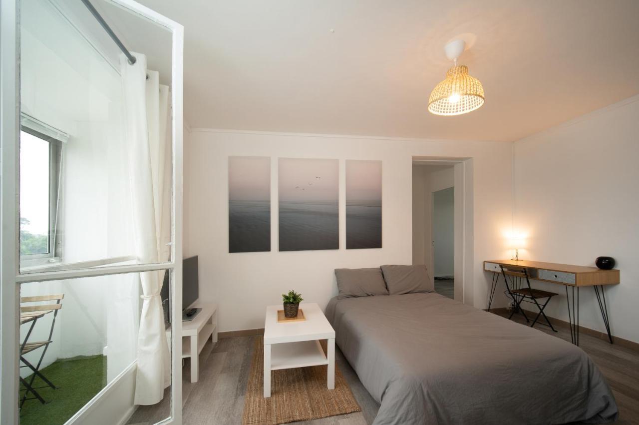 Appartement Tout Equipe Parking Balcon 2 Chambres Марсель Екстер'єр фото
